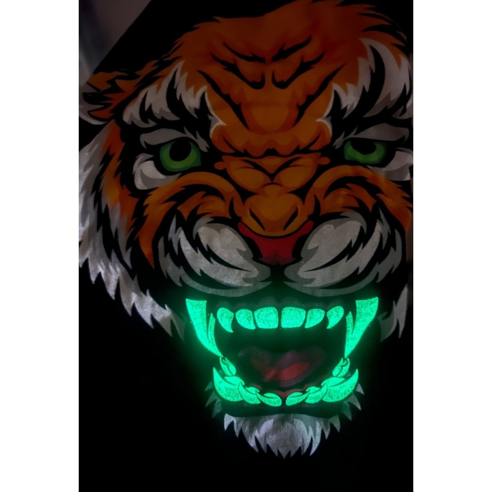 Mandy Movie Promo Raglan Shirt Mens Large Black Orange Tiger Glow In The Dark